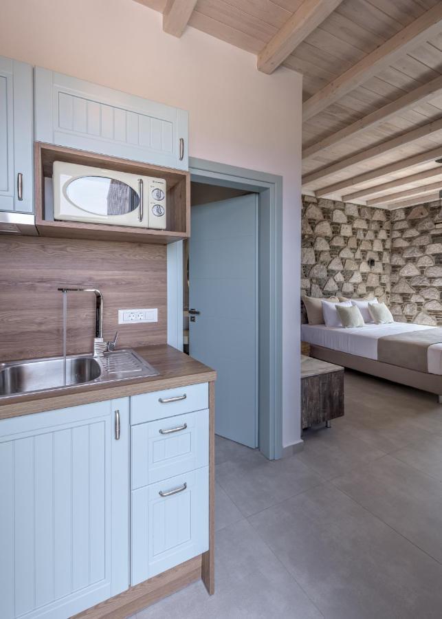 Thea Sunset Suites Mytakas 외부 사진