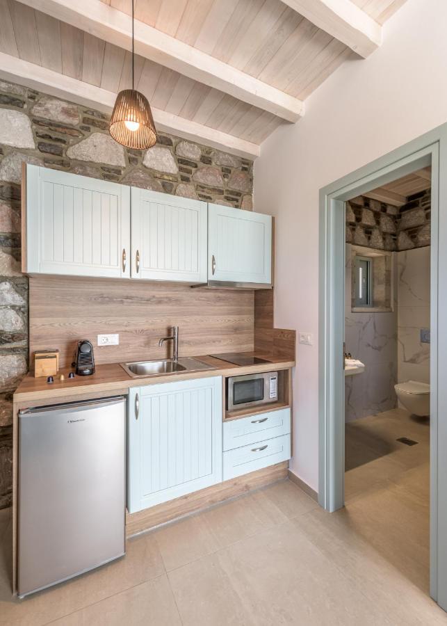 Thea Sunset Suites Mytakas 외부 사진